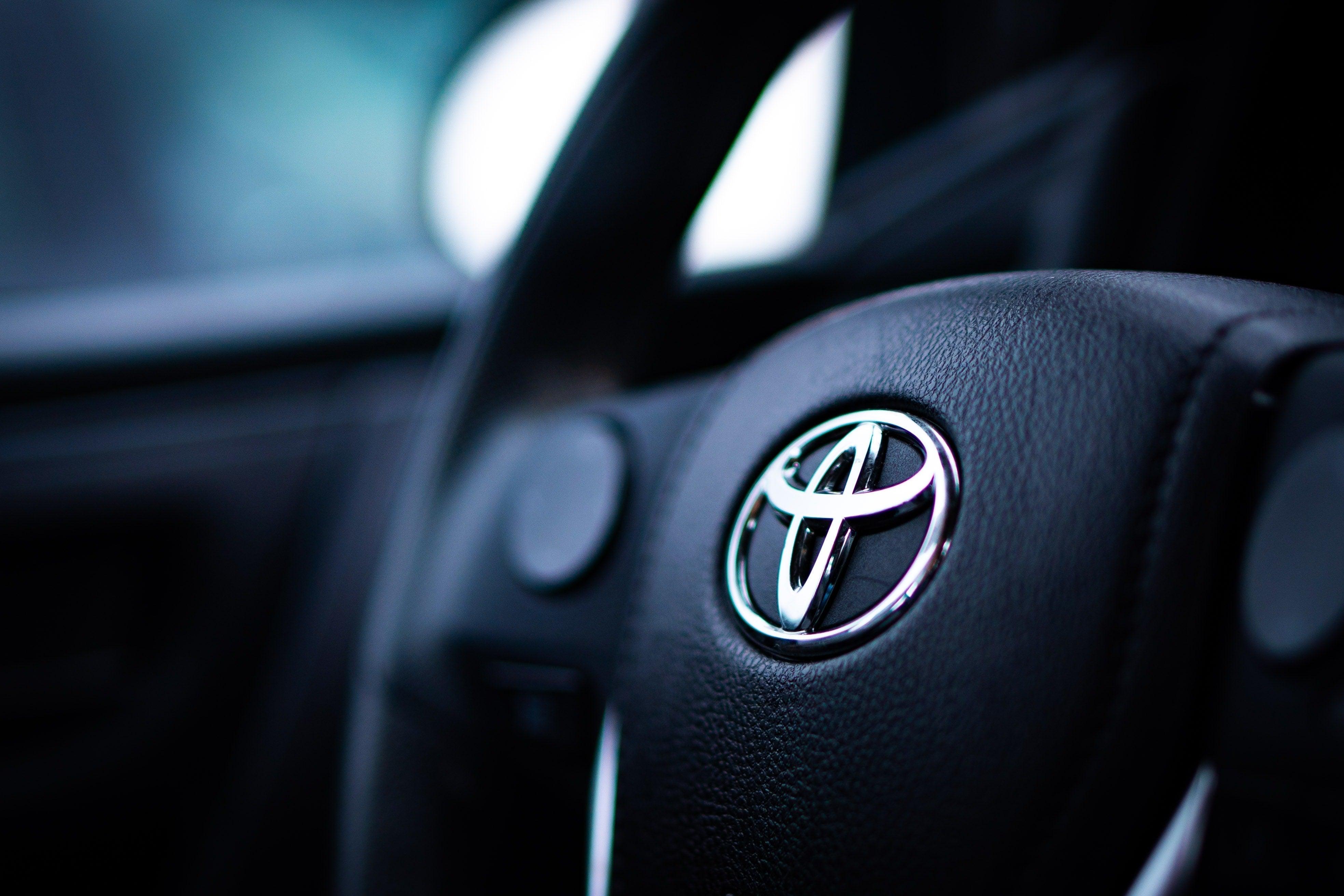 Our Simple Solution To Program Your Own Car Key Fobs Without Paying High Prices - Tom's Key Company